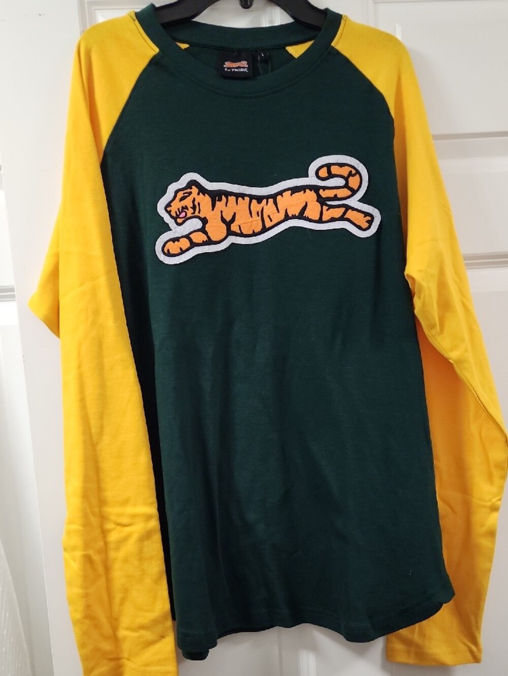 Le Tigre Long-Sleeve Raglan Tee in Dark Green with Yellow Sleeves NWT. Sz. L.